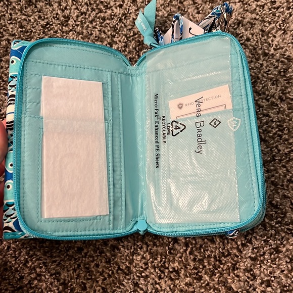 Vera bradley 3 in 1 crossbody - Picture 6 of 7